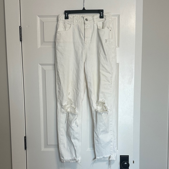 Zara Denim - Zara White Straight Leg Jeans